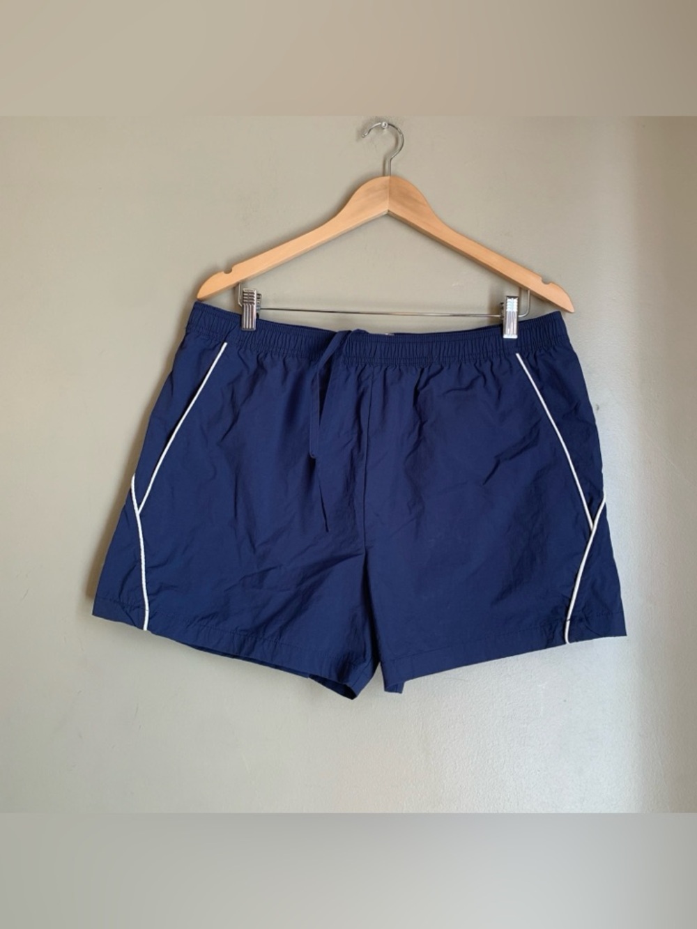 Urban Outfitters BDG Navy Blue Waist Shorts Size XL Preppy Beach Summer Board